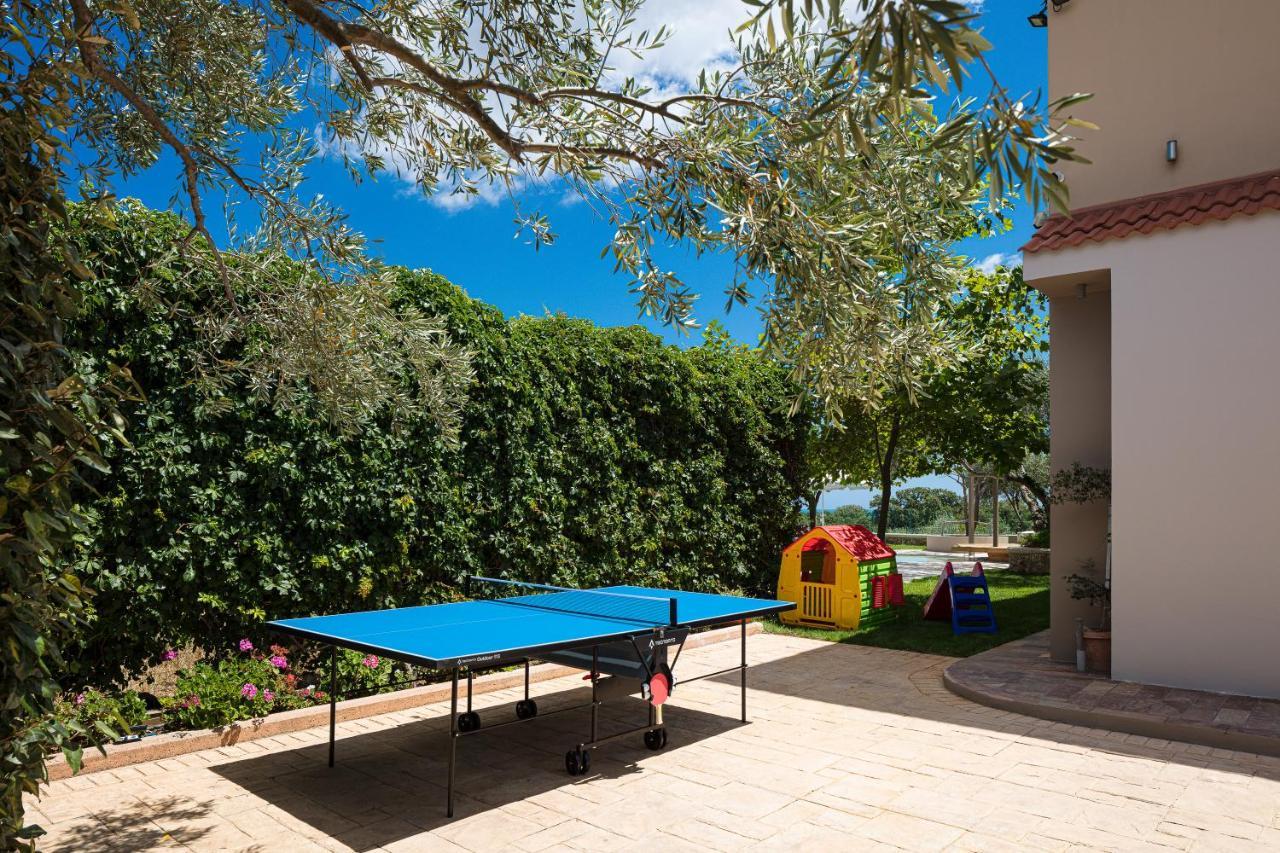 Thetree Villa, With Heated Pool & Spa Whirlpool Gállos Exteriér fotografie